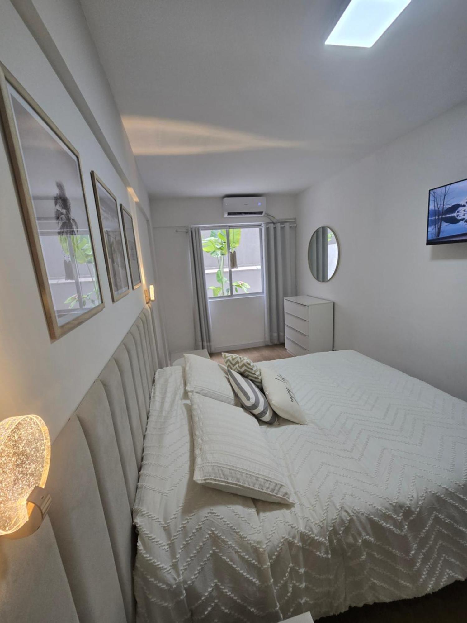 Apartment Remodelado Novo A Cuadra Del Mar,patio Privado Parking Auto Pequeno-medio *